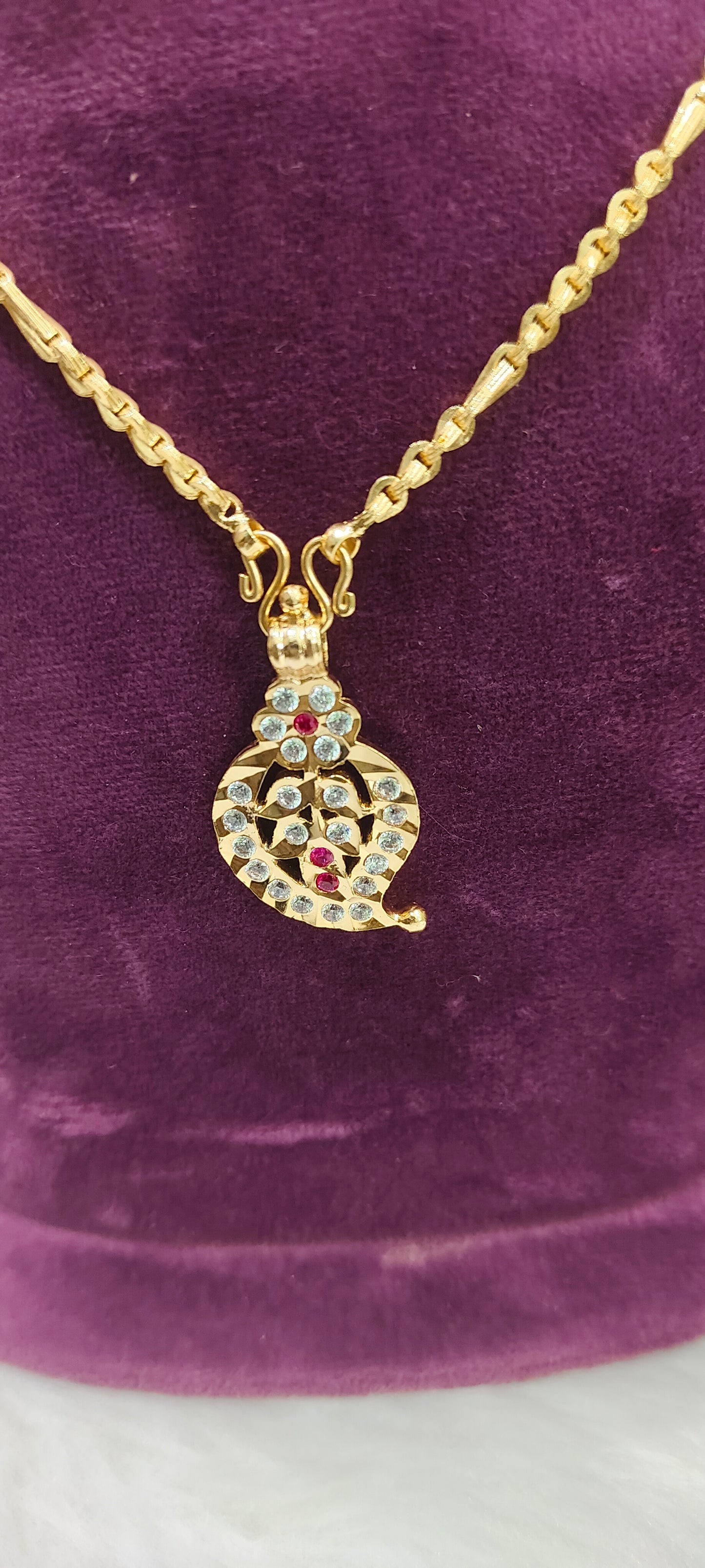 Premium micro gold plated 20" length 5 plus 1 chain with pure panchaloham polished pendant (only locket panchaloham)