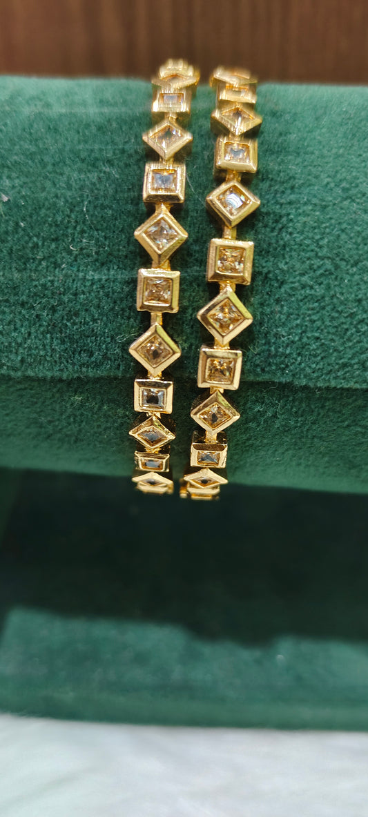 Pure panchaloham diamond cut bangles