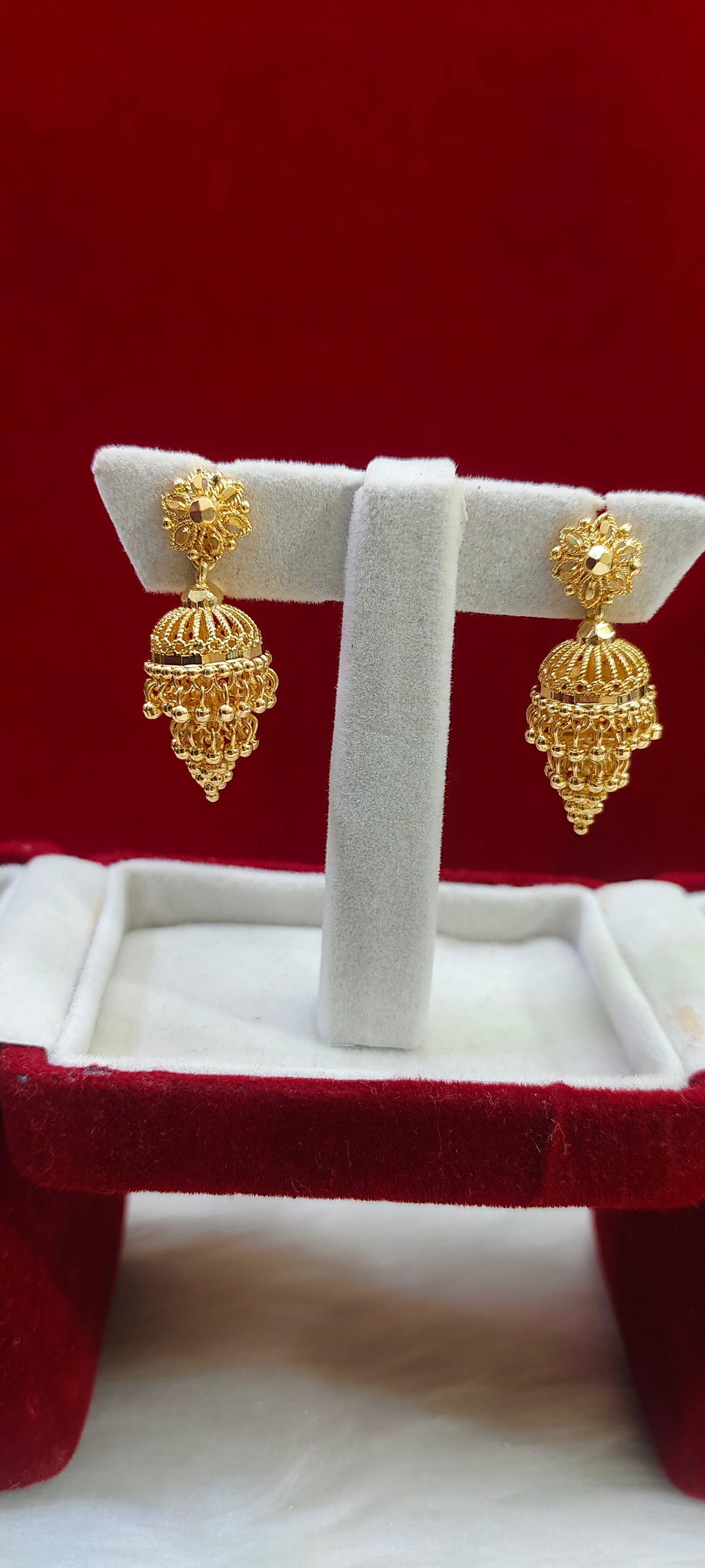 Daily wear gold look jumkas