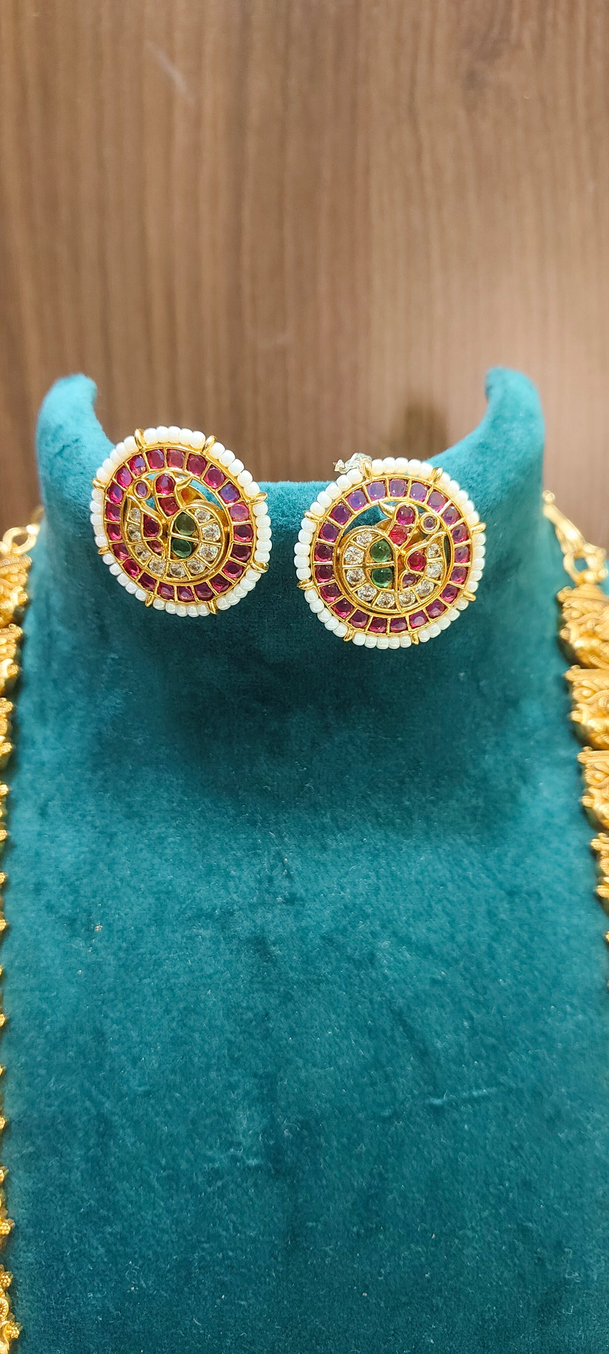 High premium nakshi non god motive bottu mala cum vaddanam with detachable pendant