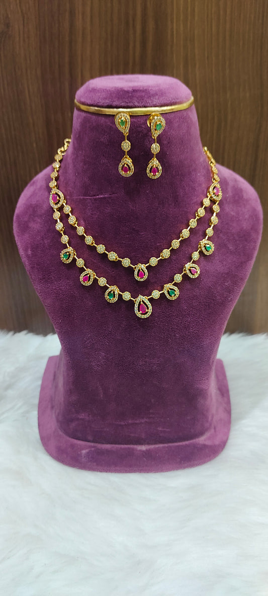 Simple unique 2 step necklace set