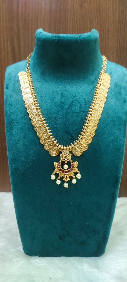 Simple gold look kasu necklace