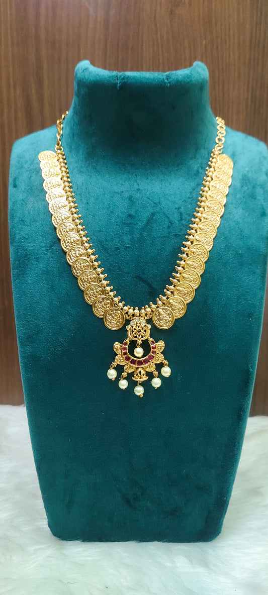 Simple gold look kasu necklace