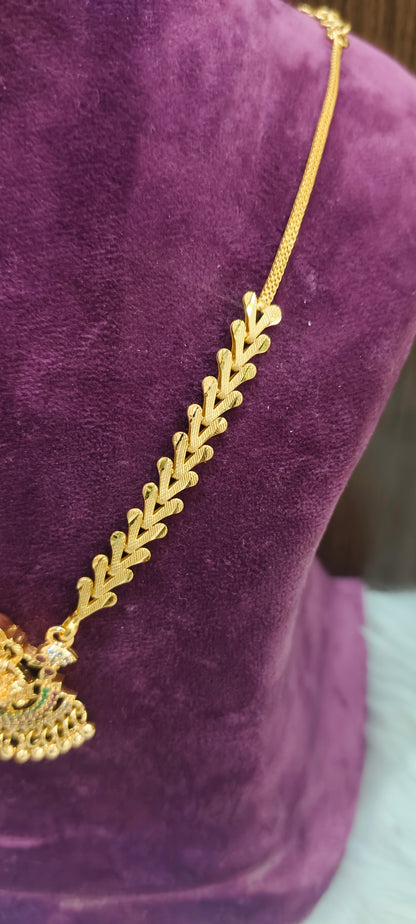 100% gold look simple necklace