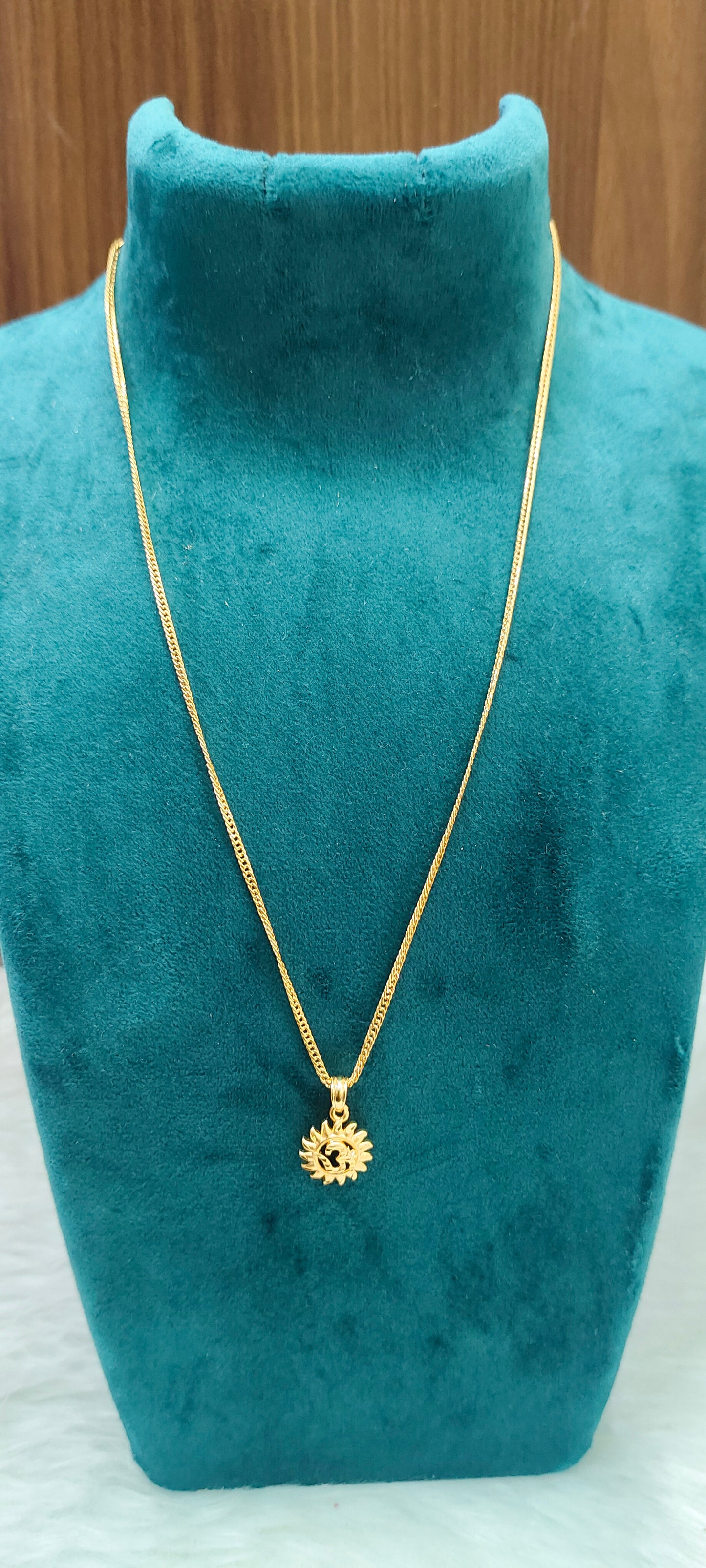 Premium micro gold plated 18" length simple chain