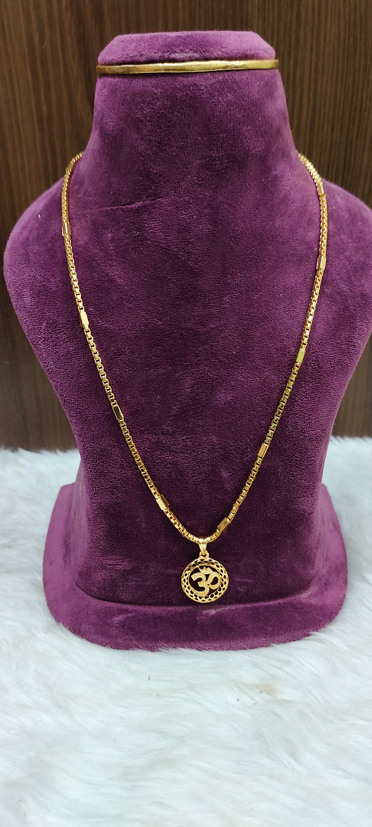 Premium micro gold plated 20" length new trend chain with om pendant