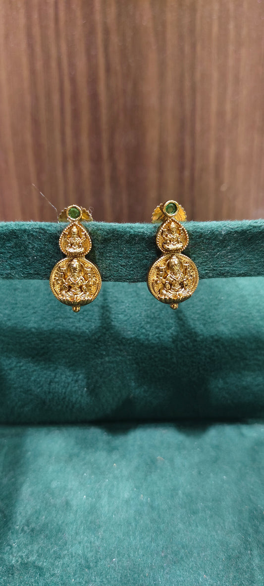 Premium nakshi kasu studs
