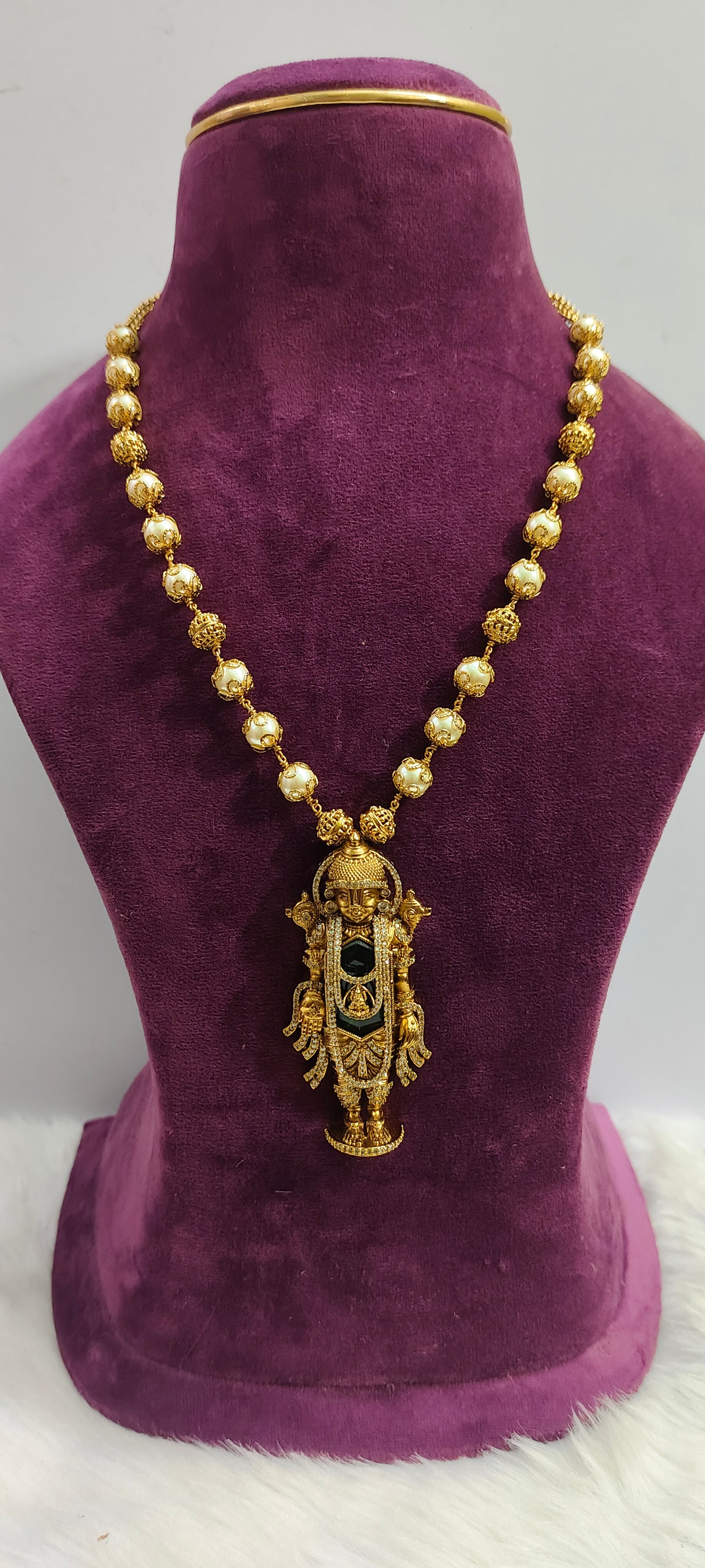 Hi quality antique nakshi 24 " length balaji pendant with beads chain