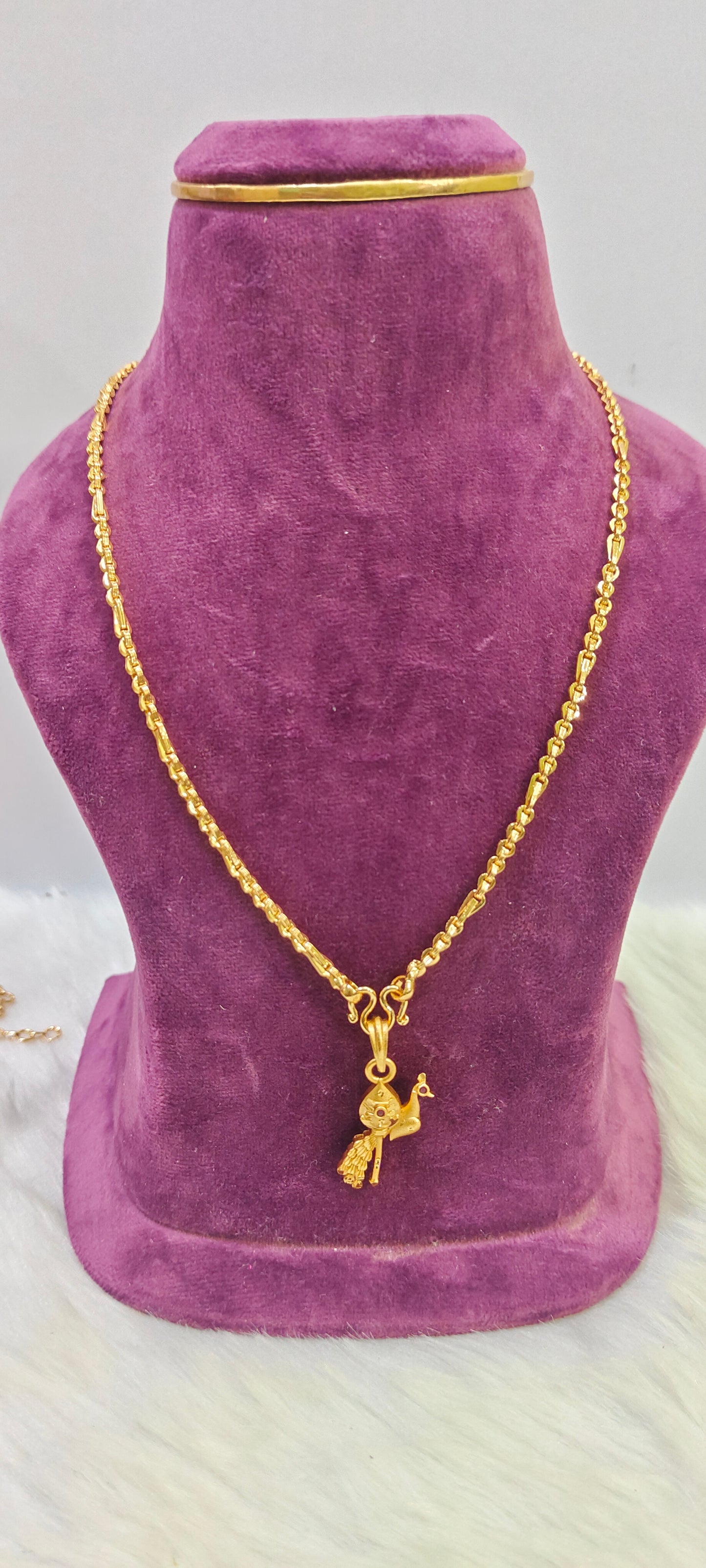 100% gold look murugan pendant chain