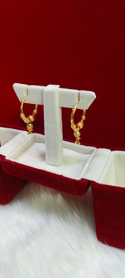 Vintage look rings with trendy touch