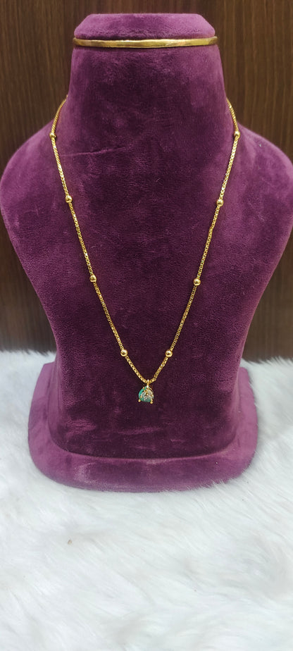 Simple and classy gold look chain