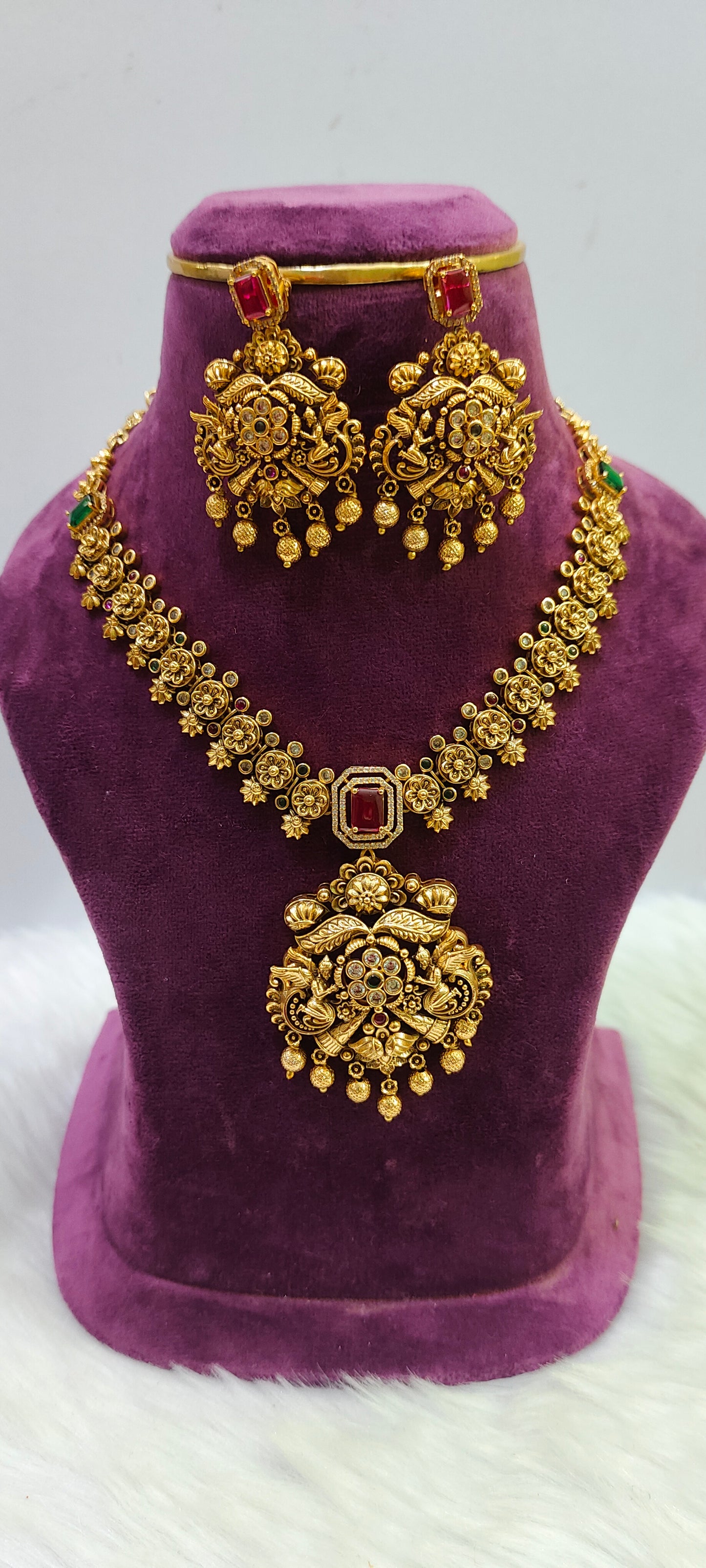 Premium antique nakshi  3d embossed bridel necklace set