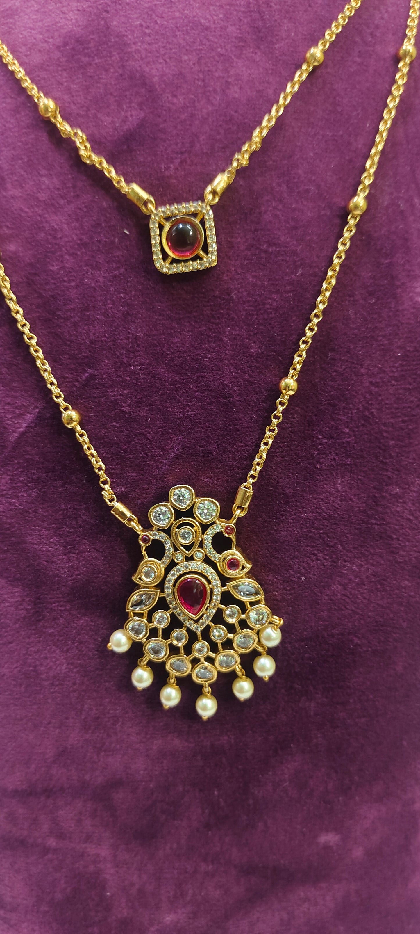 Classy pendant chain of 2 steps 22" length