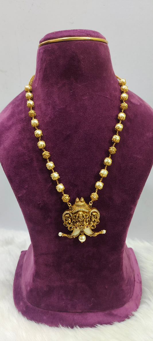 Premium antique nakshi 22" length puligoru pendant with pearl chain