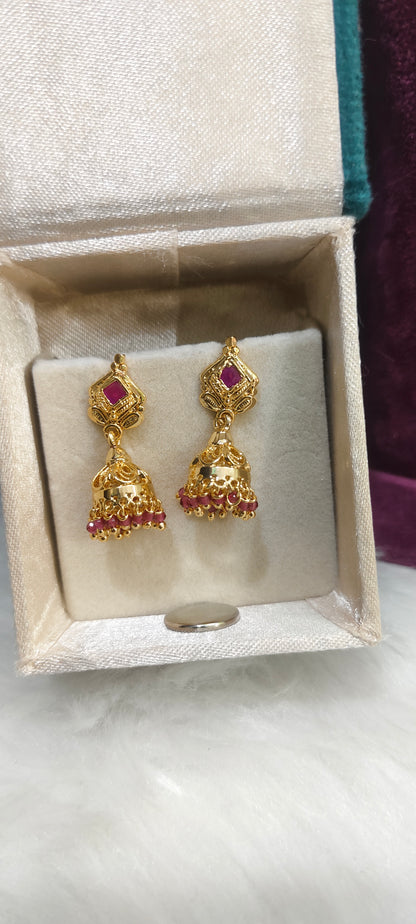Premium micro gold plated 18" length heart chain and jumkas combo