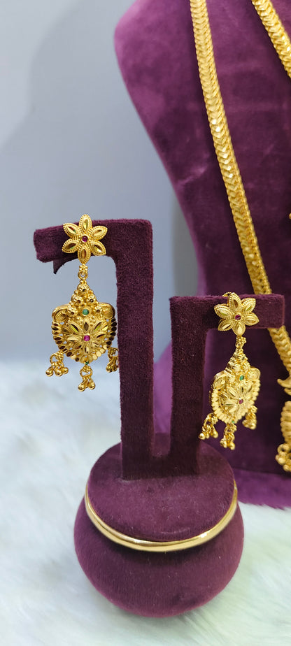 100% gold look necklace and long haram combo