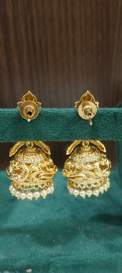High premium nakshi medium big bridal jumkas with jadvu stones