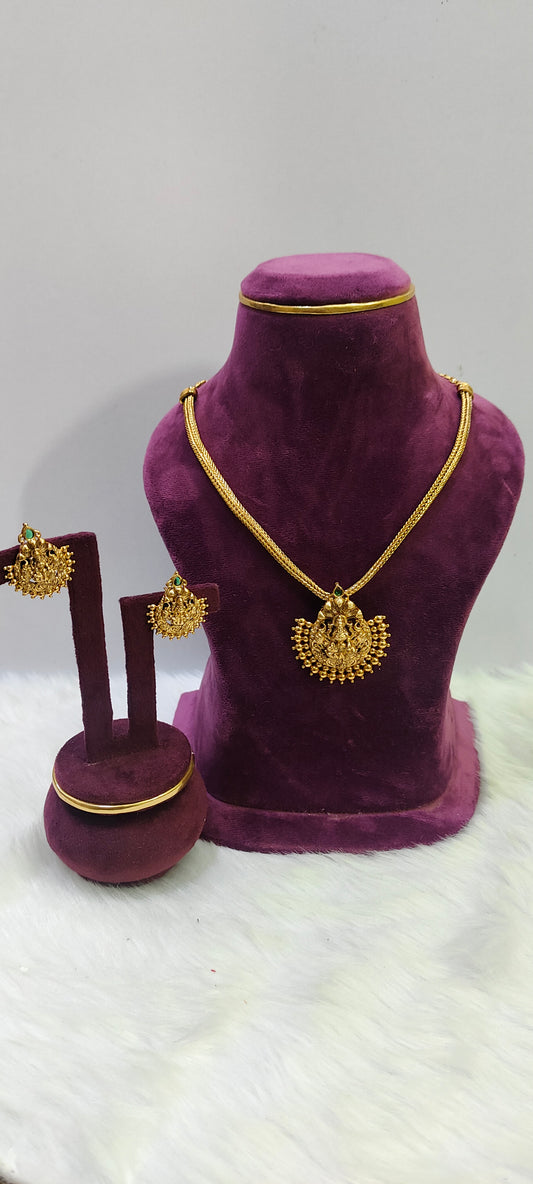 Premium nakshi Lakshmi Devi nanu necklace with studs