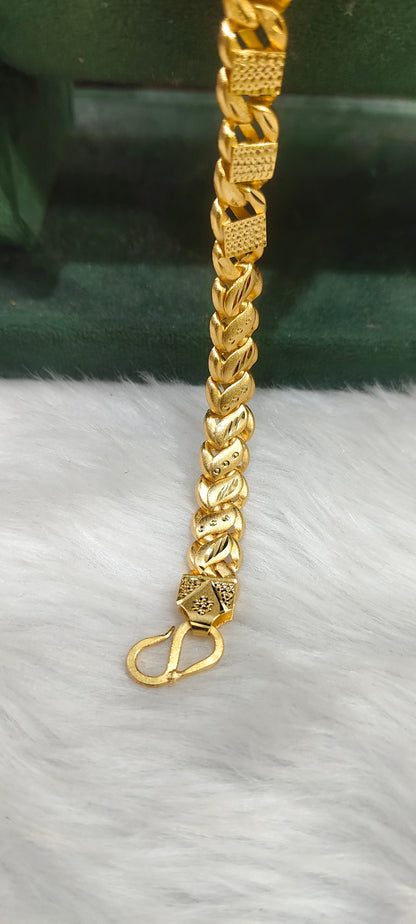 100% gold look 8" length mens bracelet
