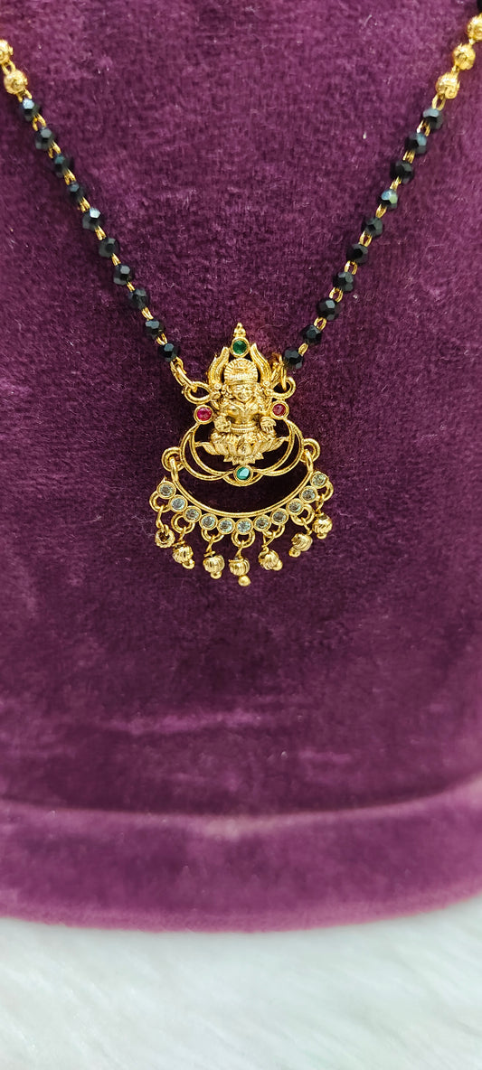Premium gold look 18" length simple black beads with spinners