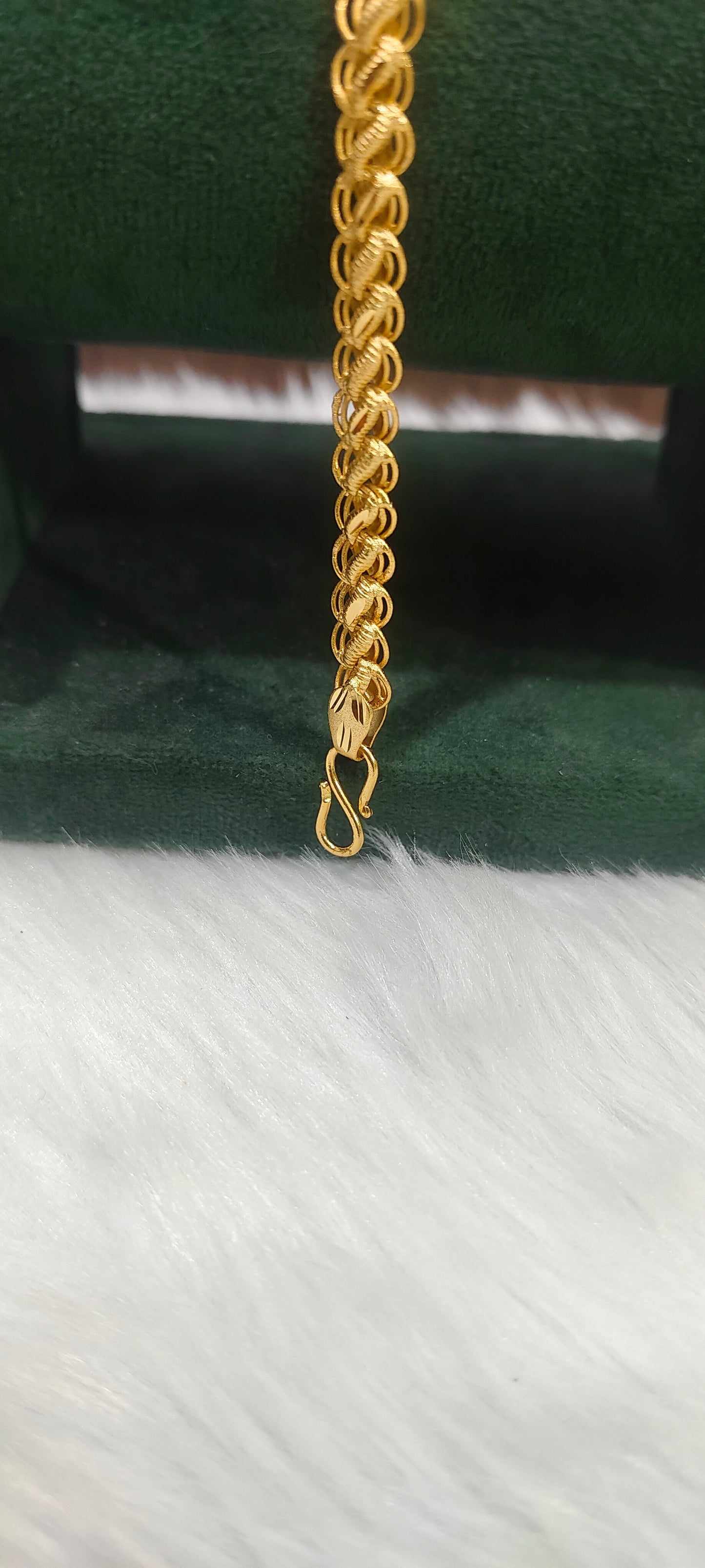 100% Gold look micro gold plated 8" mens bracelet