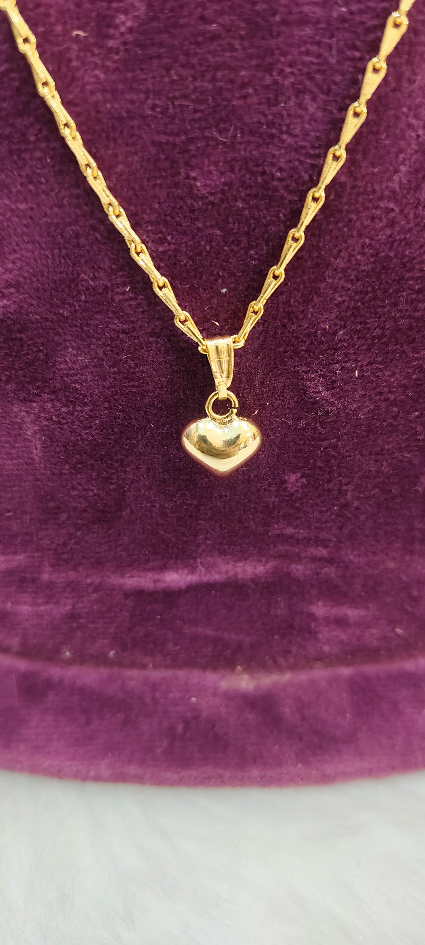 Premium micro gold plated 18" length heart pendant chain