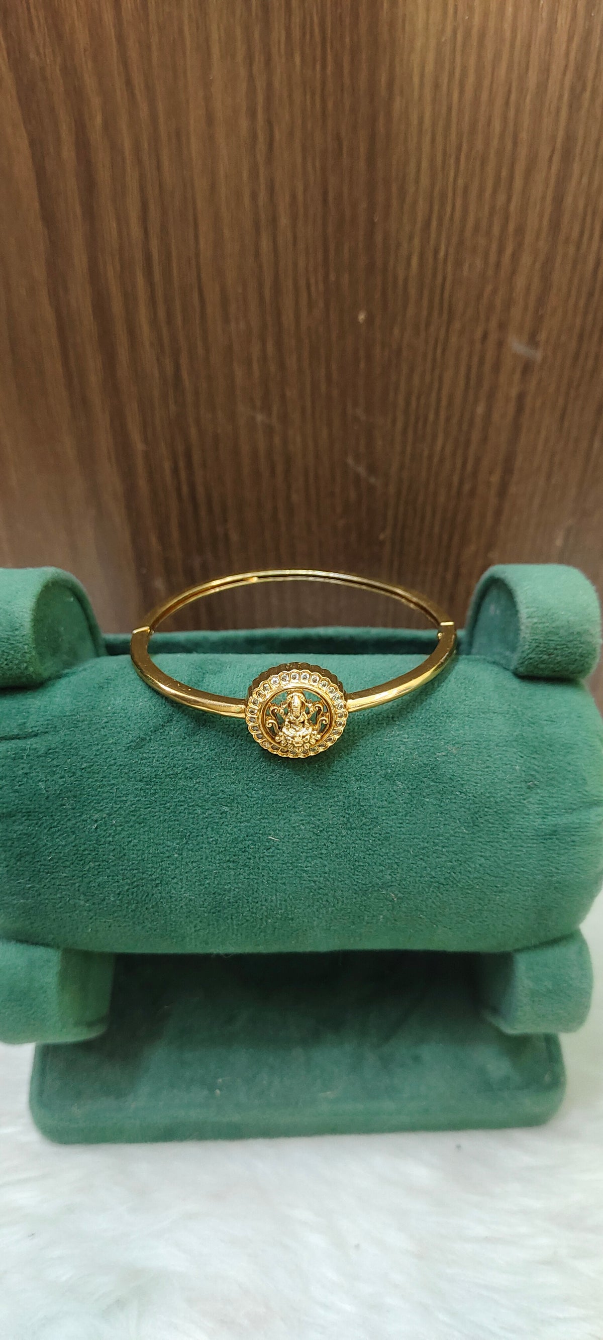 Premium nakshi Lakshmi Devi openable kada bracelet (for from 2.4 to 2.10)