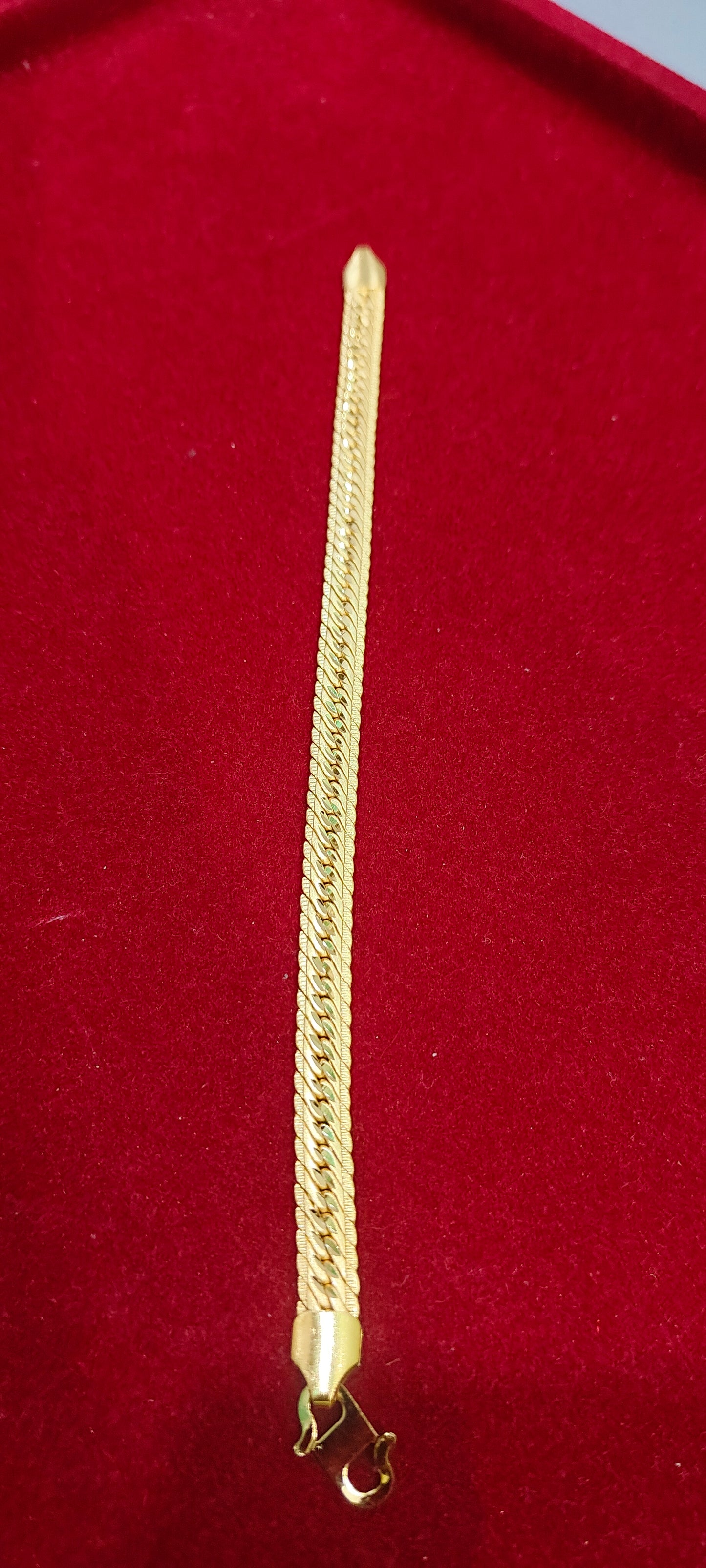 100% gold look 8" length mens bracelet