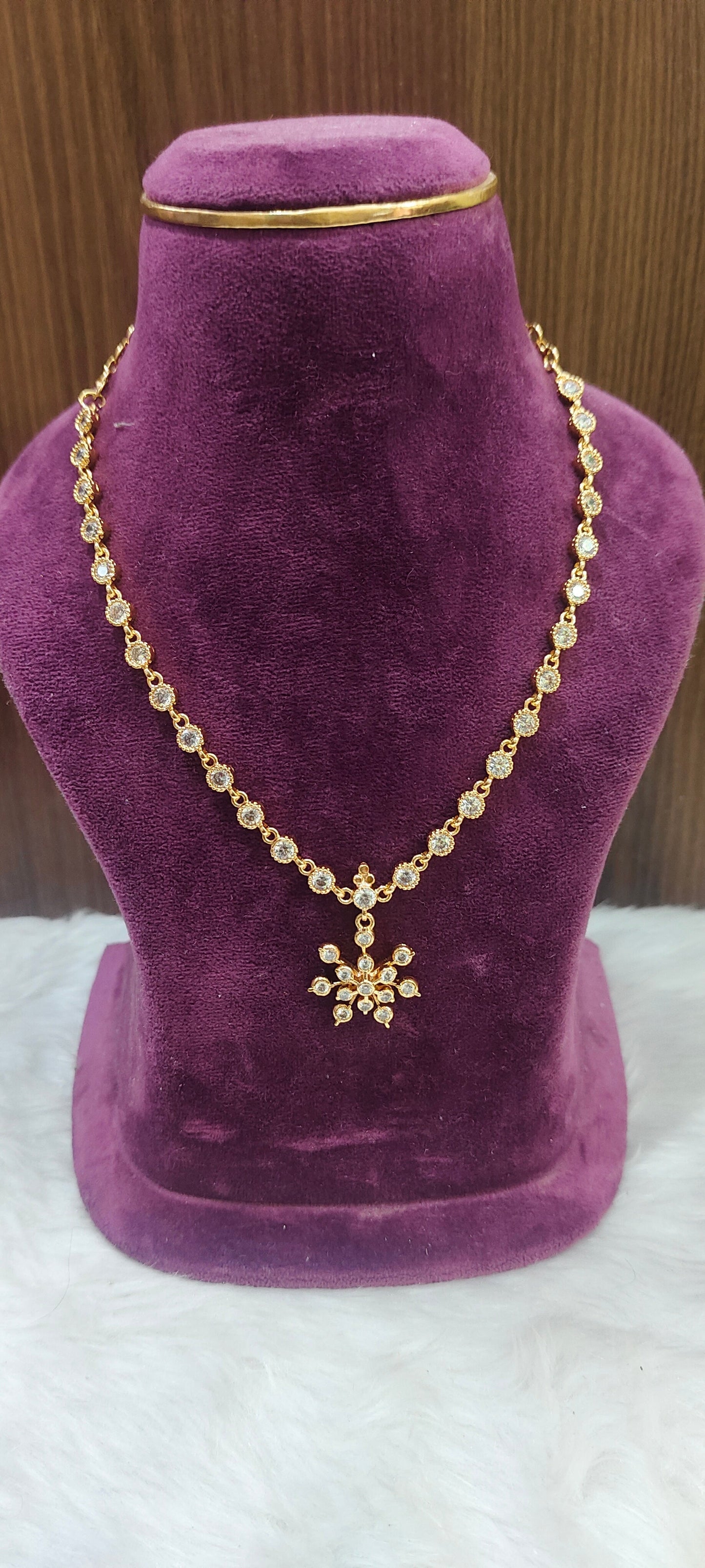 Pure panchaloham simple diamond look necklace