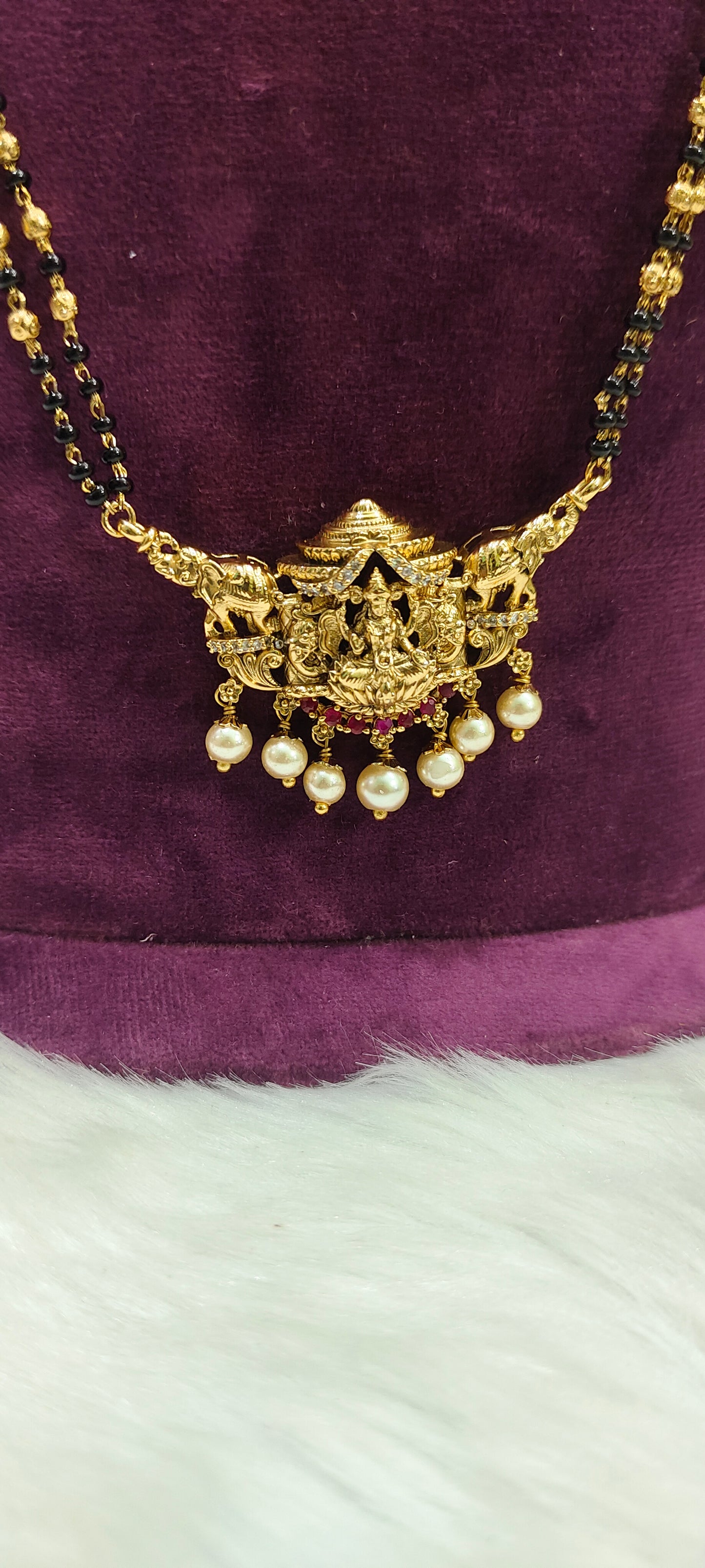 Premium nakshi 28" length black beads