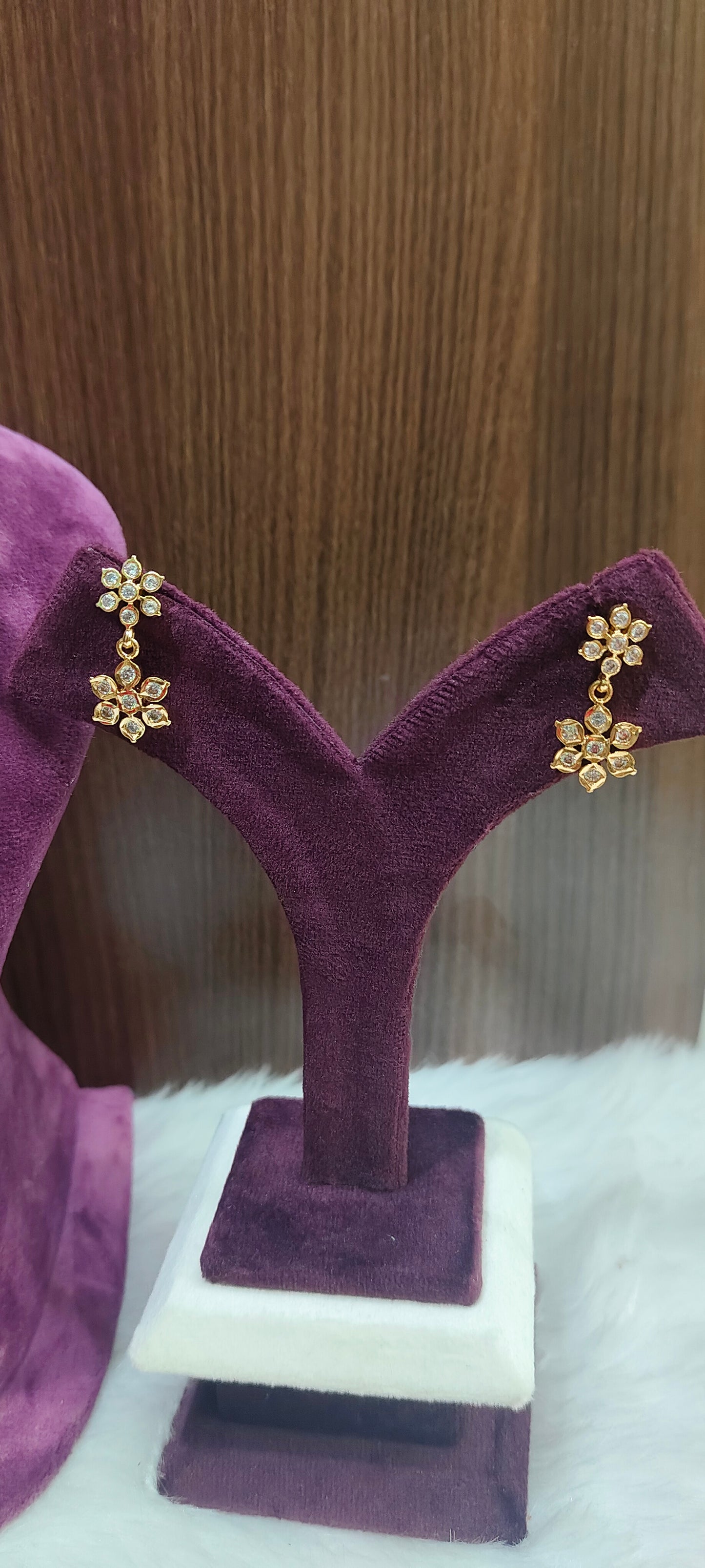 Pure panchaloham diamond look necklace with free earrings