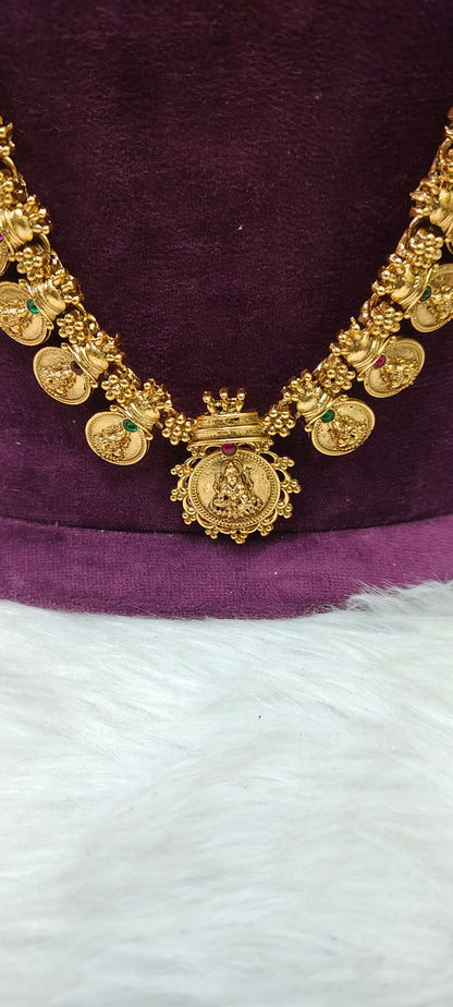 Budjet friendly gold look long haram cum vaddanam