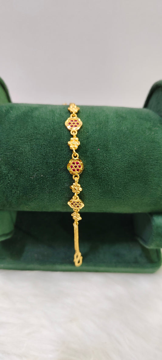100% gold look ladies bracelet