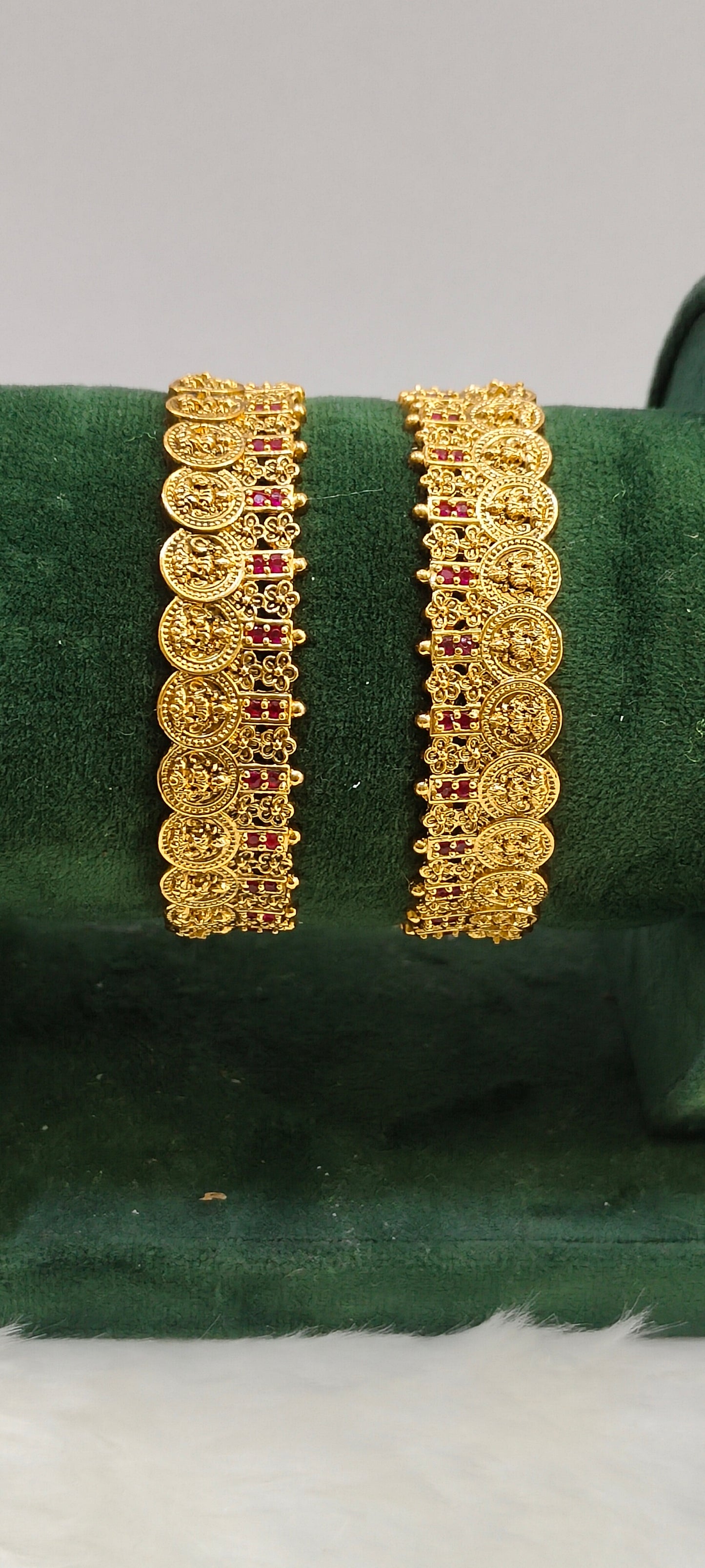 Premium nakshi bangles