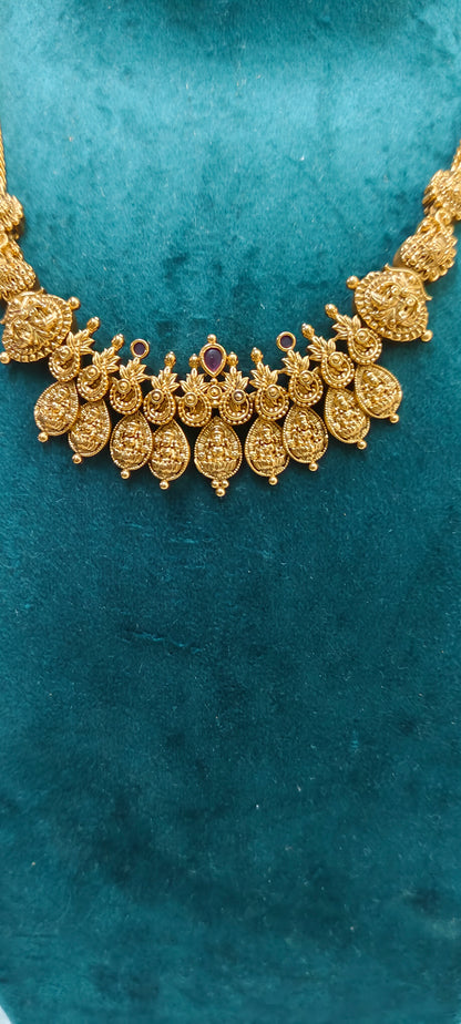 Premium nakshi choker cum bajubandi