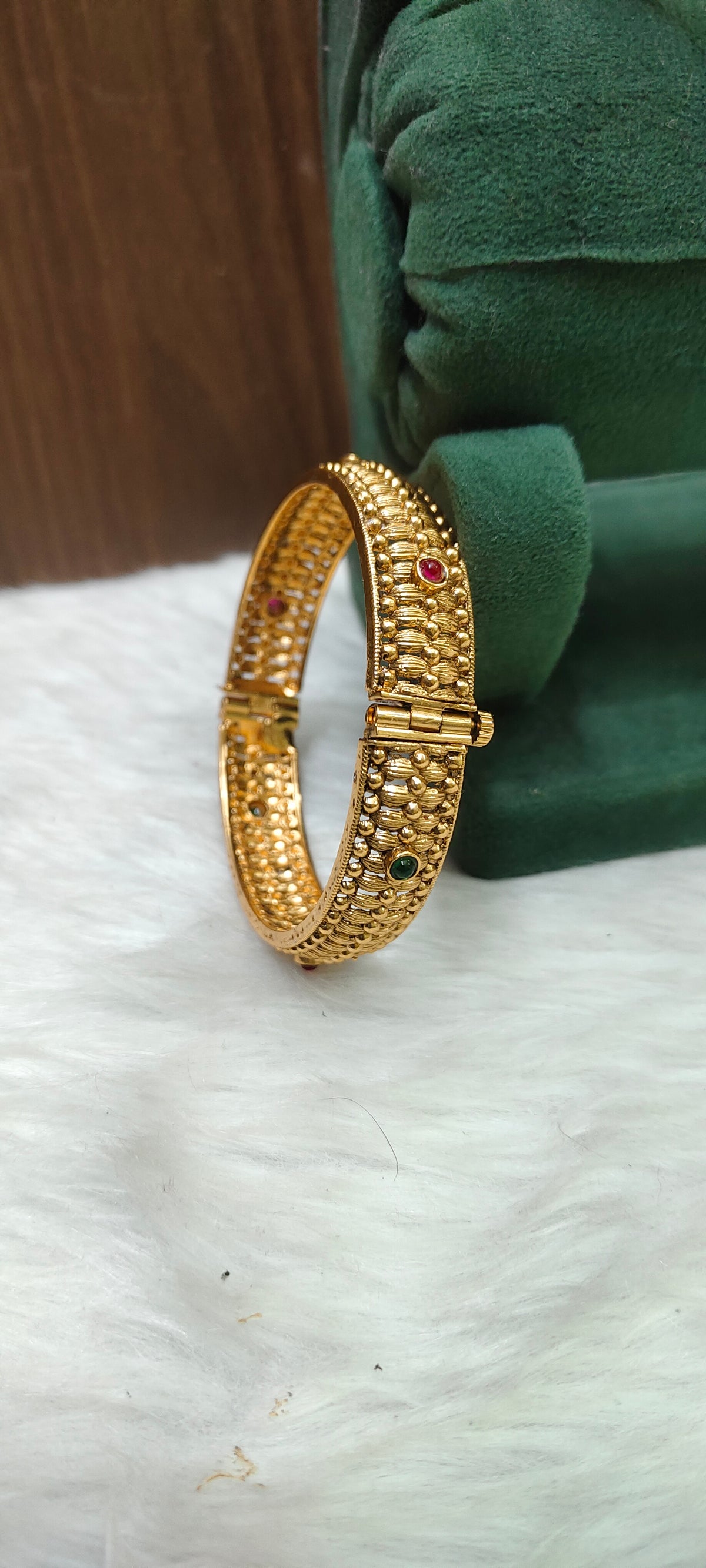 Simple antique openable kada 2 bangles