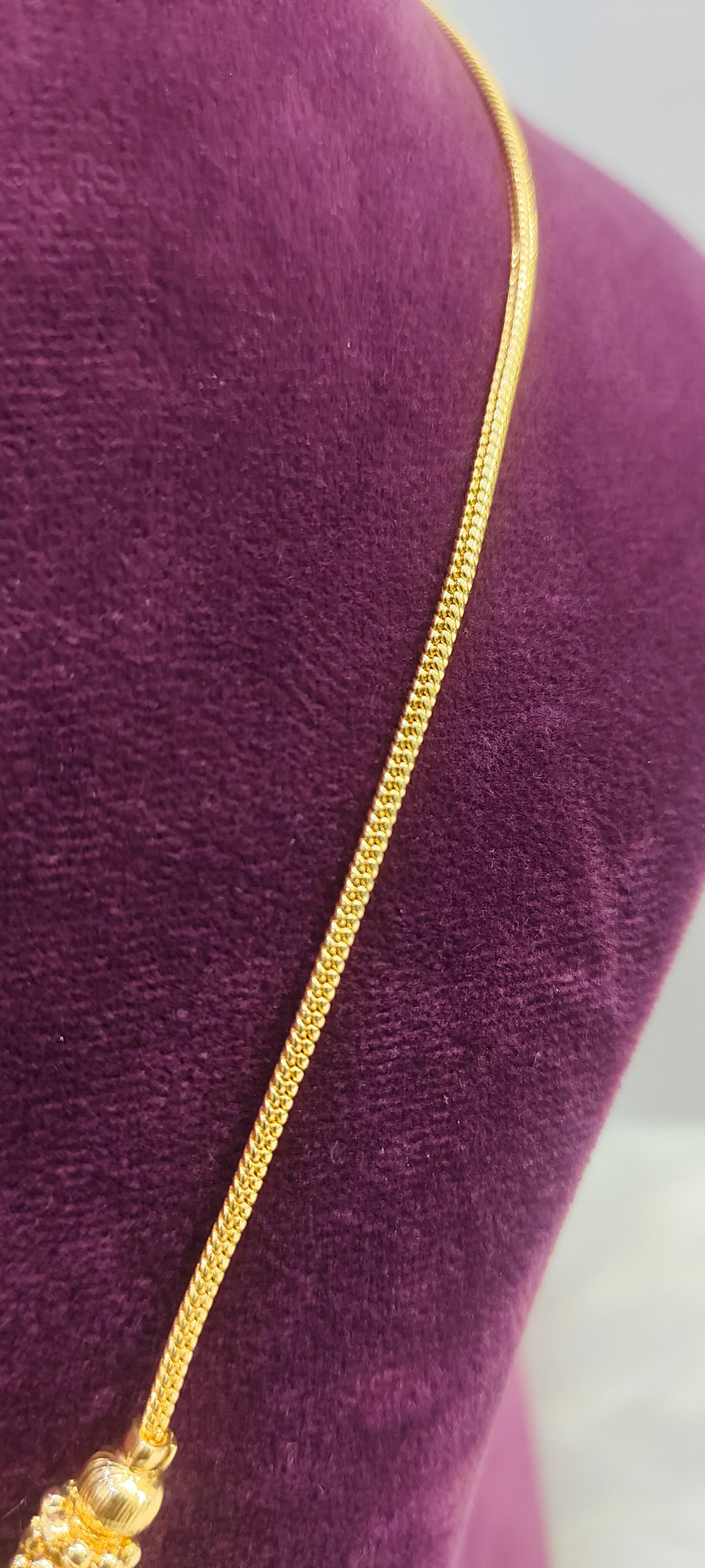 Stunning gold look 18" length pendant chain