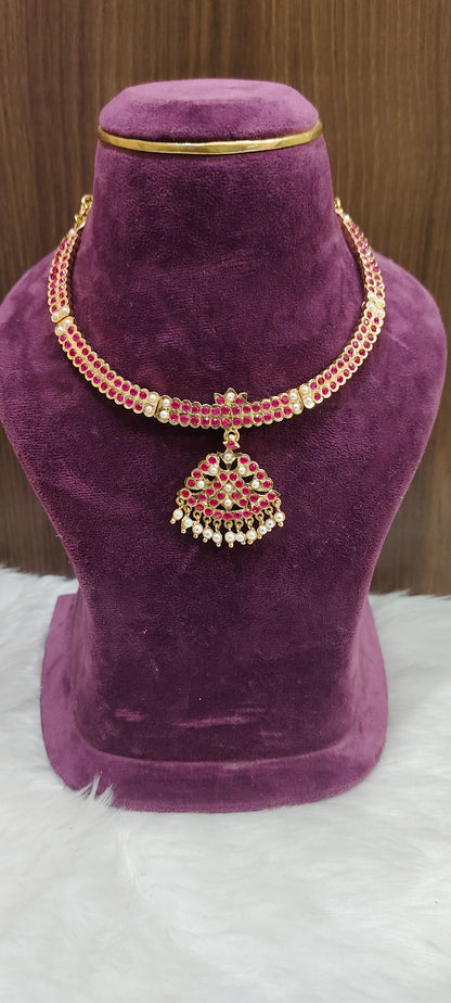 Pure panchaloham ruby kante( avoid this necklace if u have broad neck)