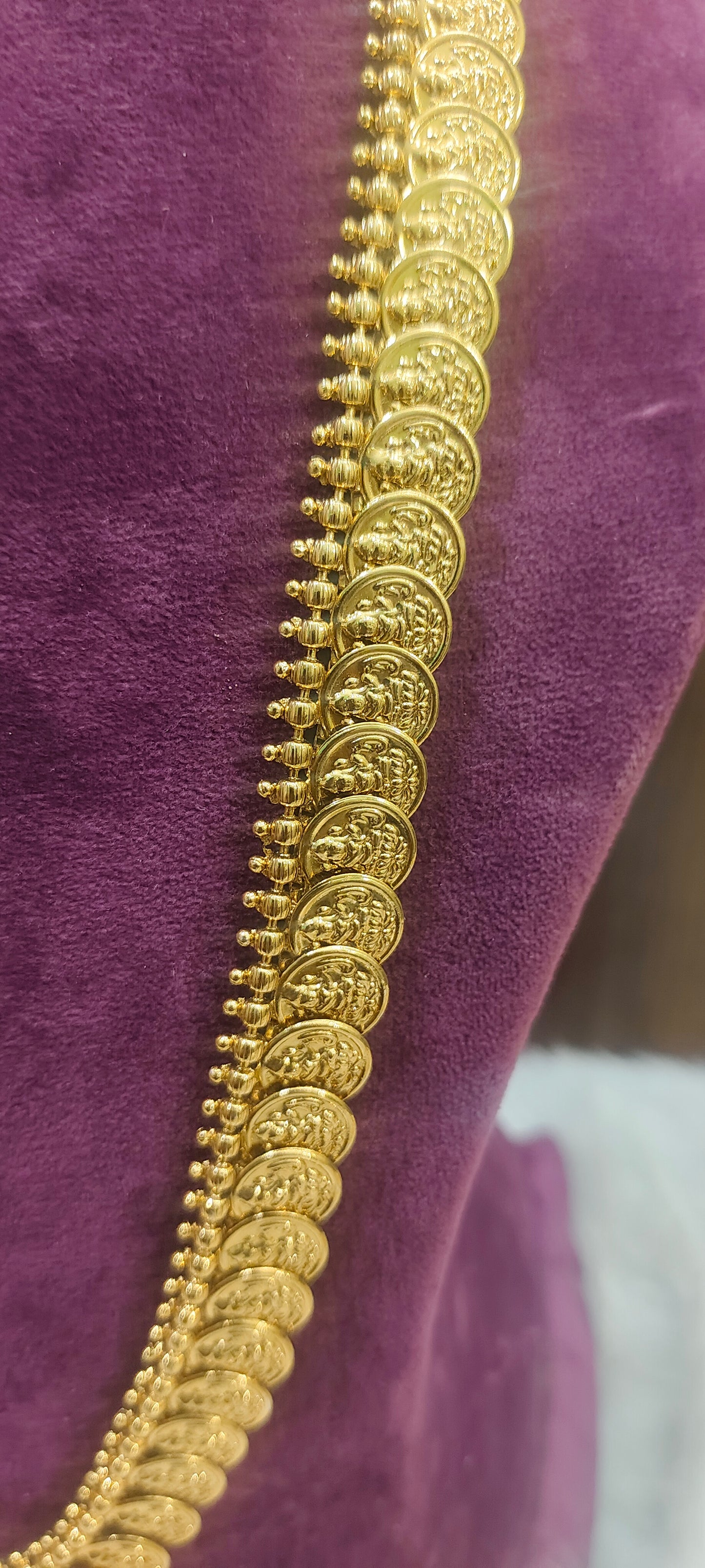 Stunning gold look long haram