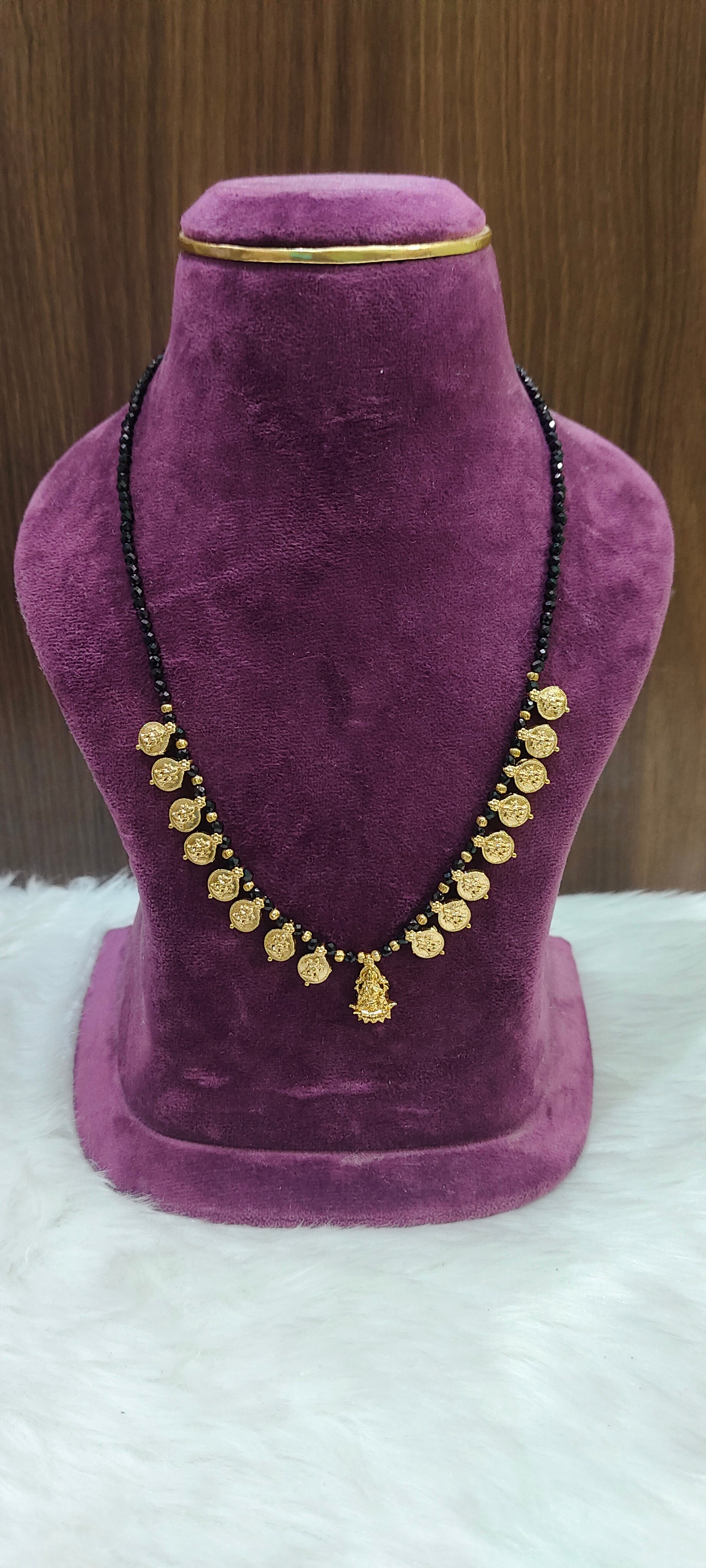 Lakshmi kasu mala with black beads 18" length – Paanchajanya Jewels