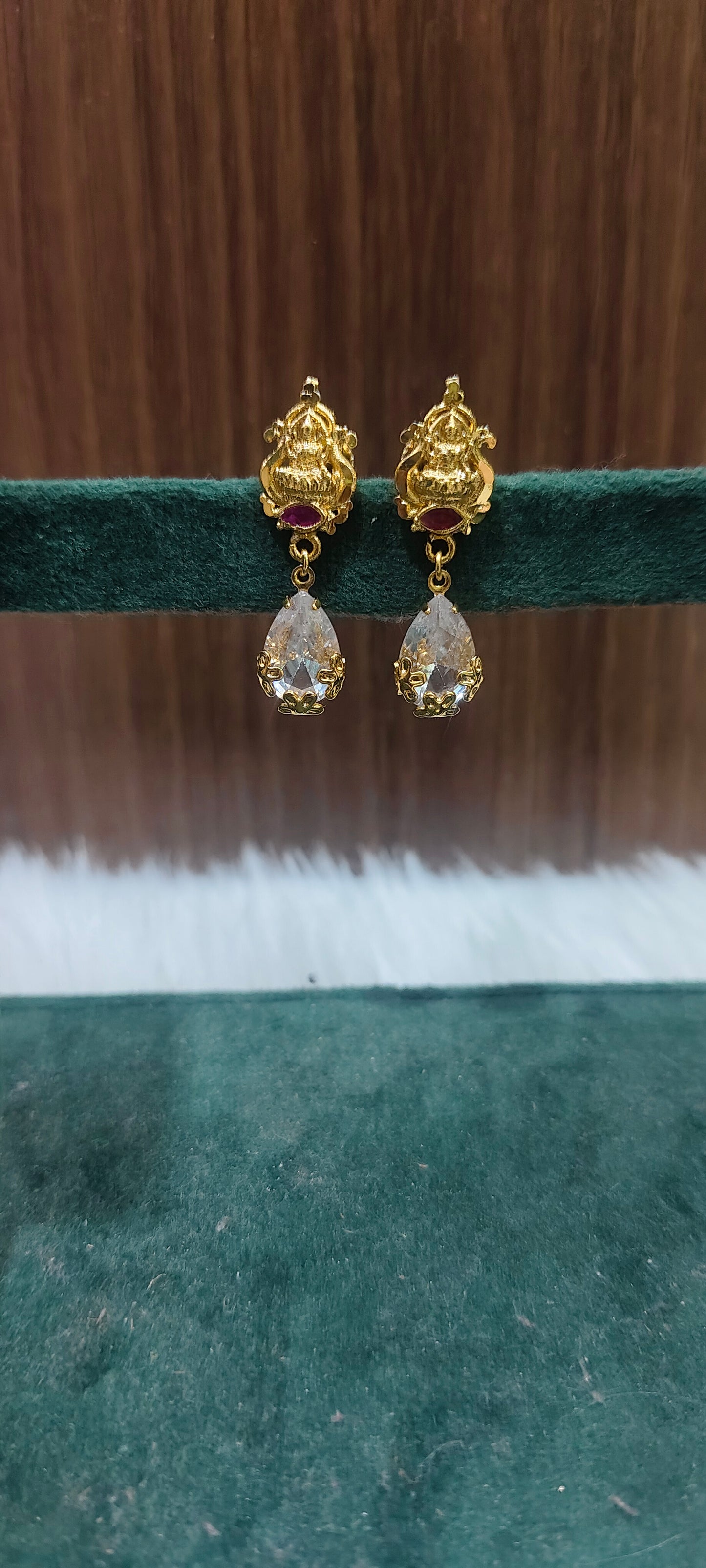 Premium nakshi screw back earrings