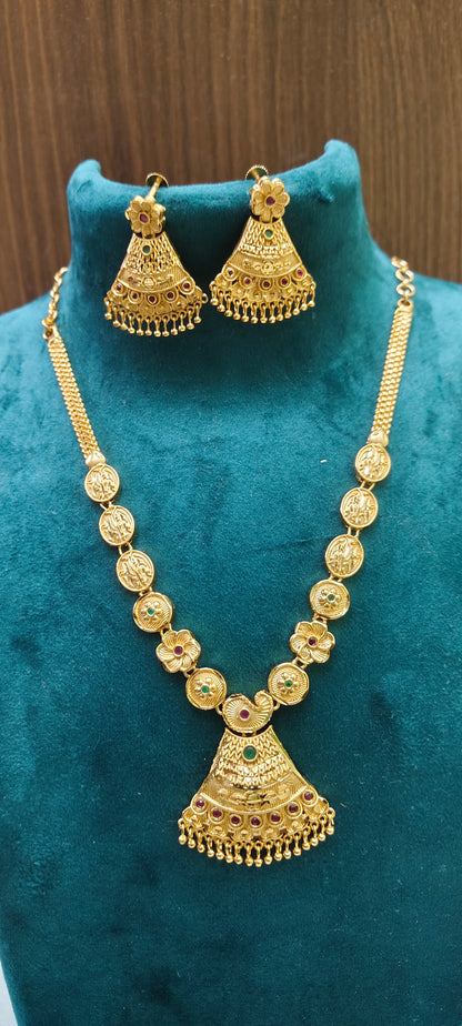 100% real gold look necklace with earrings