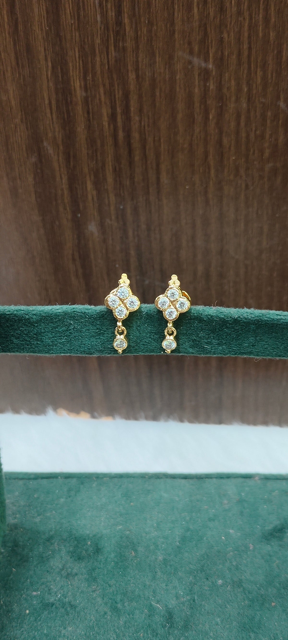 Pure panchaloham daimond looks studs