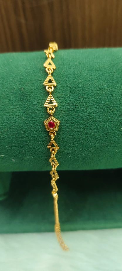 Simple gold look ladies bracelet