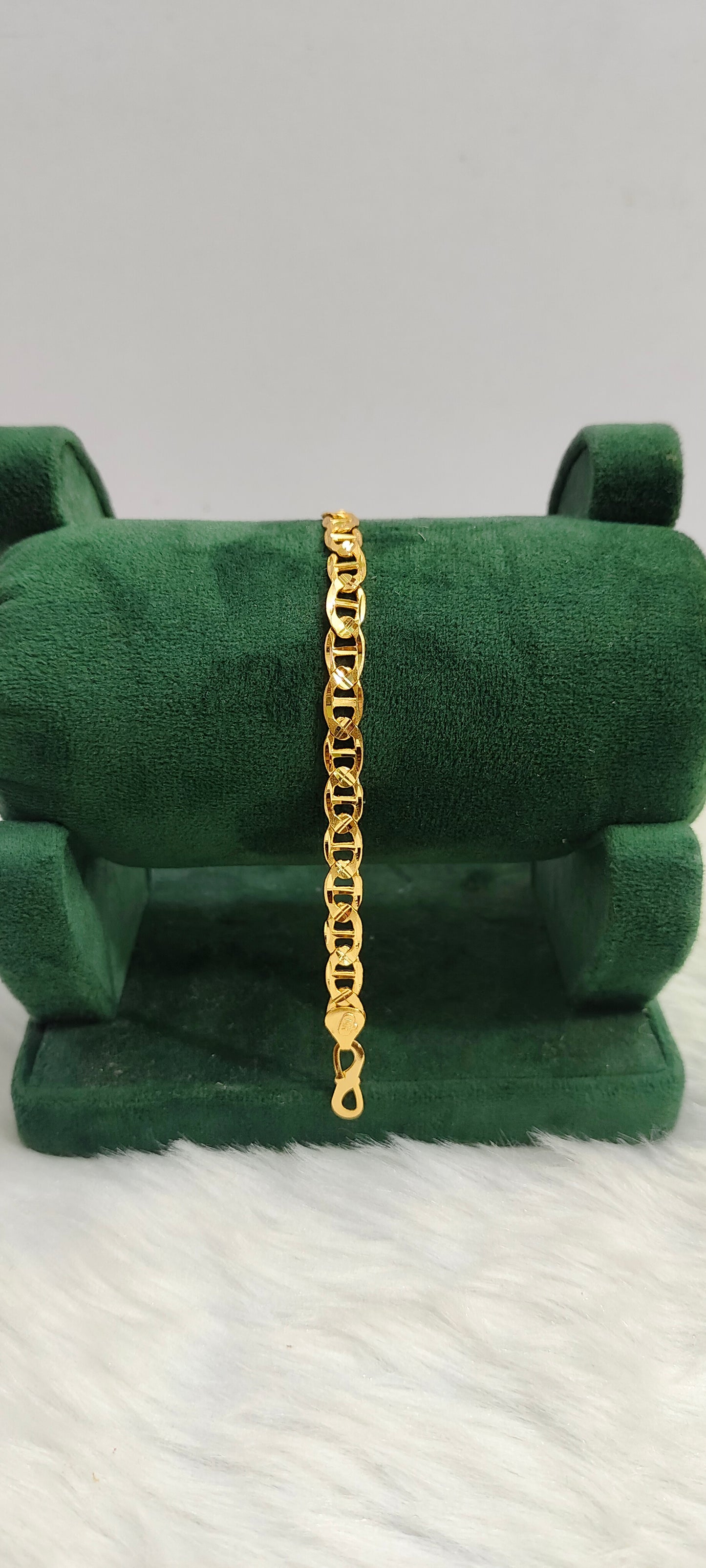 100% gold look simple 8" length mens bracelet