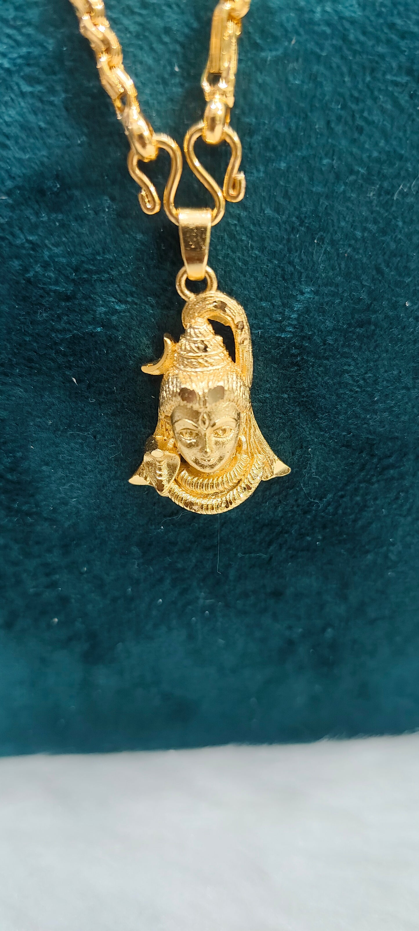 100% gold look lord siva pendant with 20" length 5+1 chain