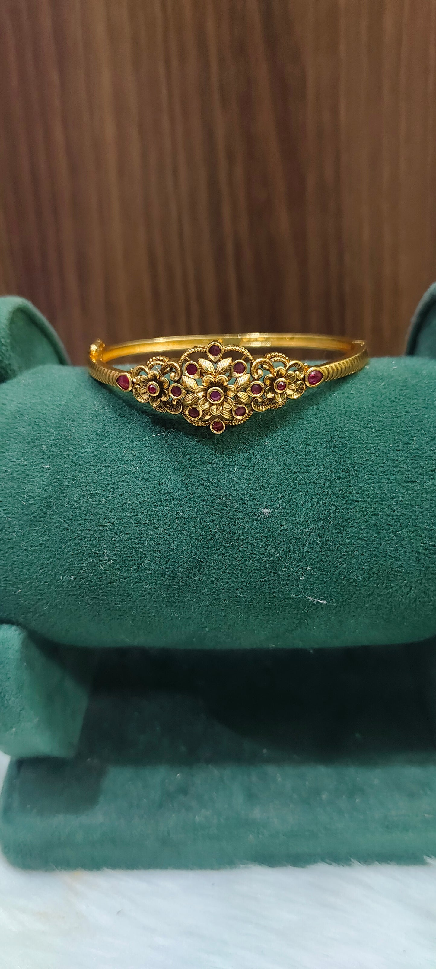 Premium nakshi 3d embossed kada bracelet