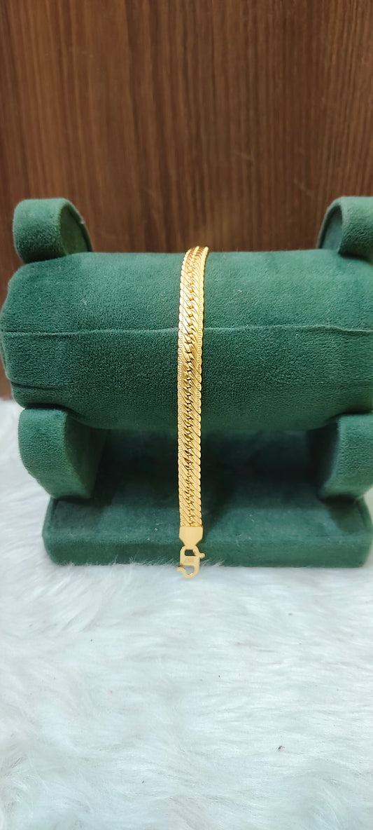 Real gold look mens bracelet with 8" length