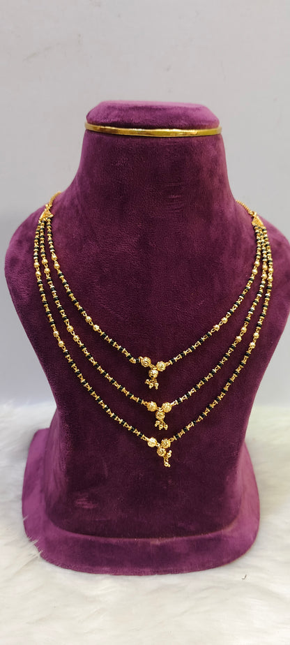 Stunning gold look 3 step 18" length black beads