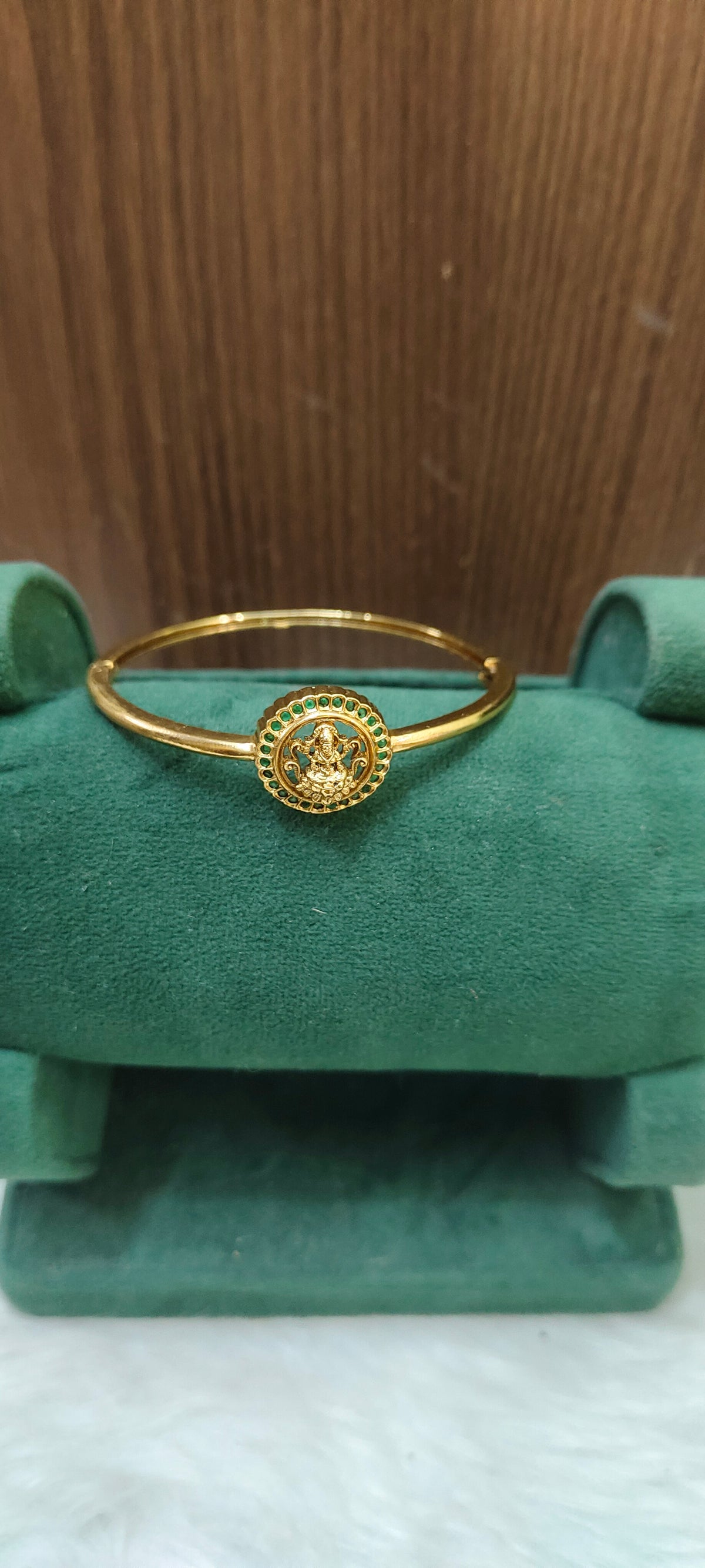 Premium nakshi Lakshmi Devi openable kada bracelet (for from 2.4 to 2.10)
